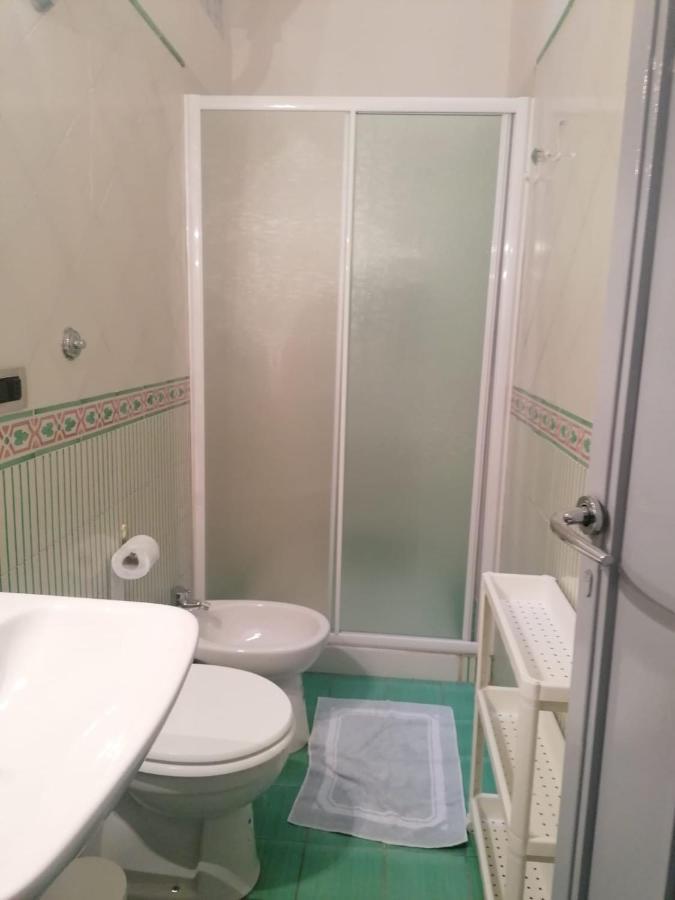 La Casina Giramondo Di Ele Viareggio Extérieur photo